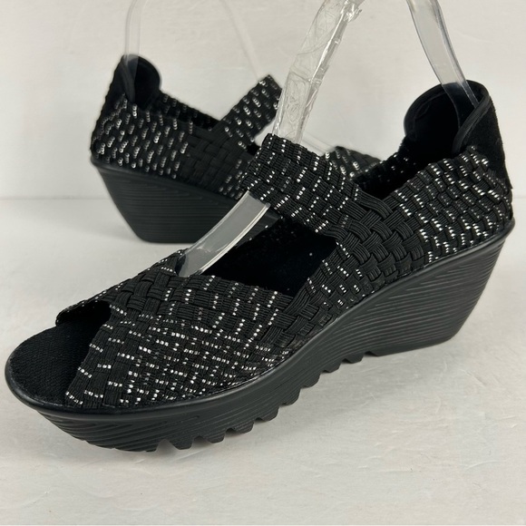 bernie mev comfy Stylish Black Wedge Sandals 39 - Picture 1 of 8